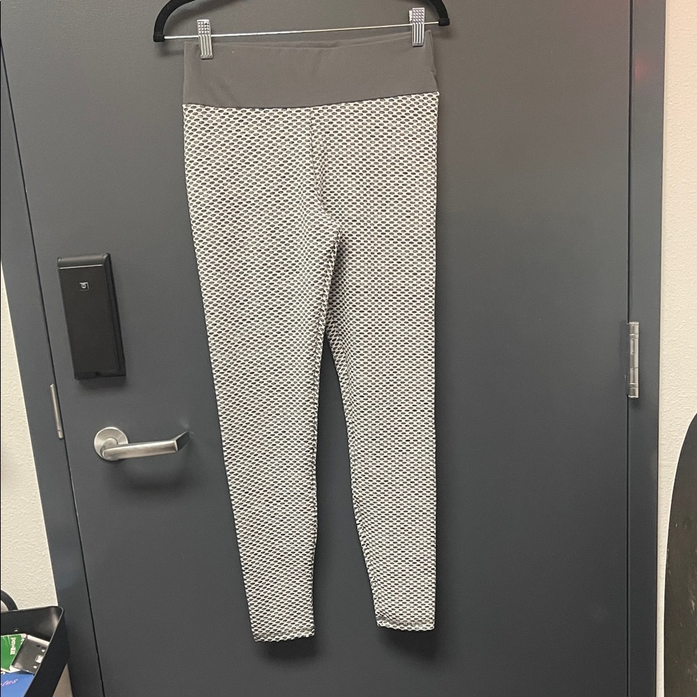 Amazon Black and White Patterned Leggings